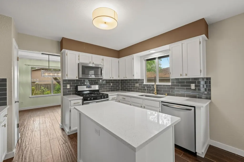 4820 Marblehead Drive Austin TX 78727
