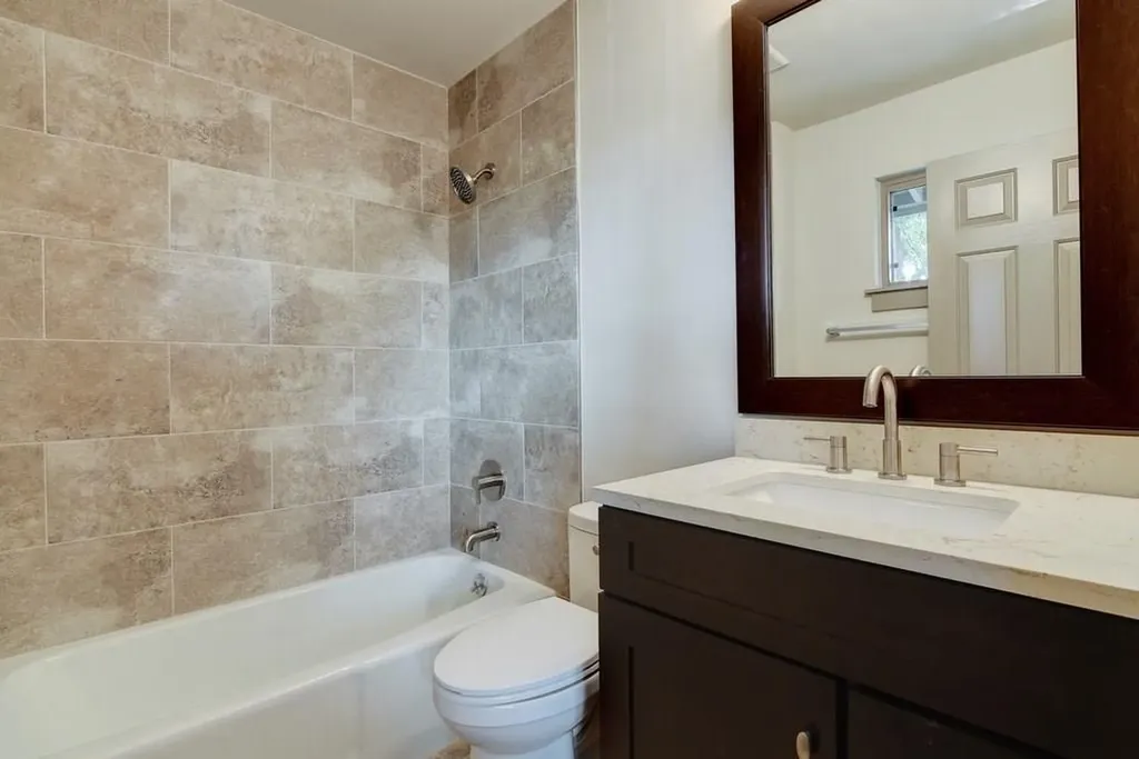 9415 Quail Meadow Drive Austin TX 78758