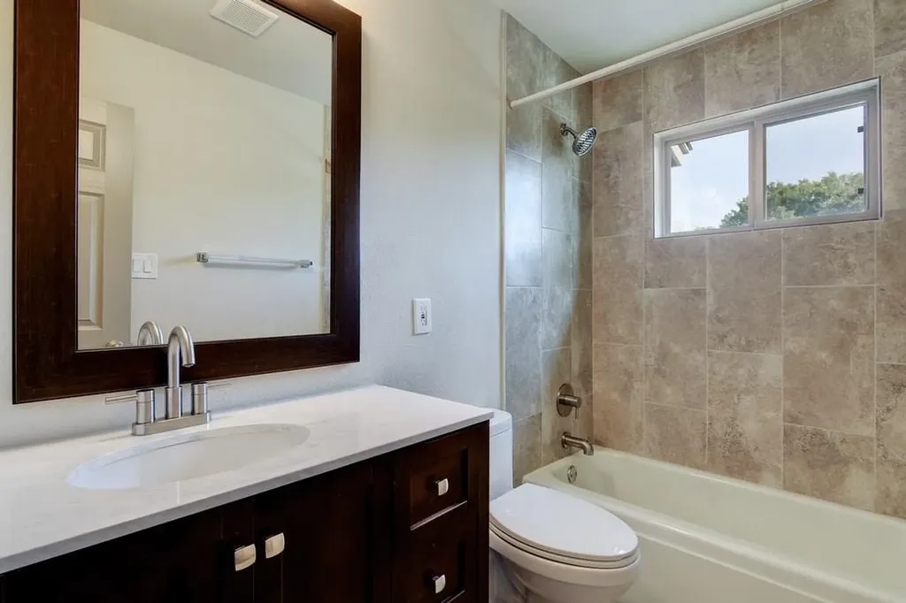 9415 Quail Meadow Drive Austin TX 78758