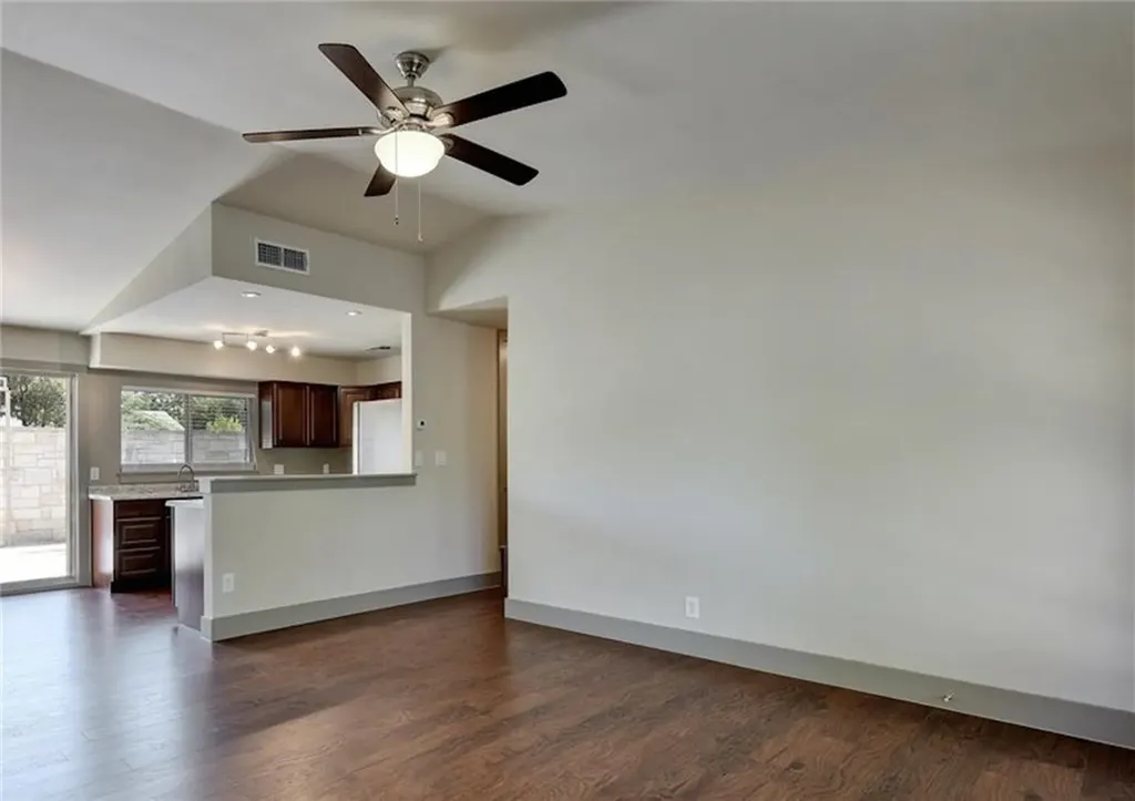 9415 Quail Meadow Drive Austin TX 78758