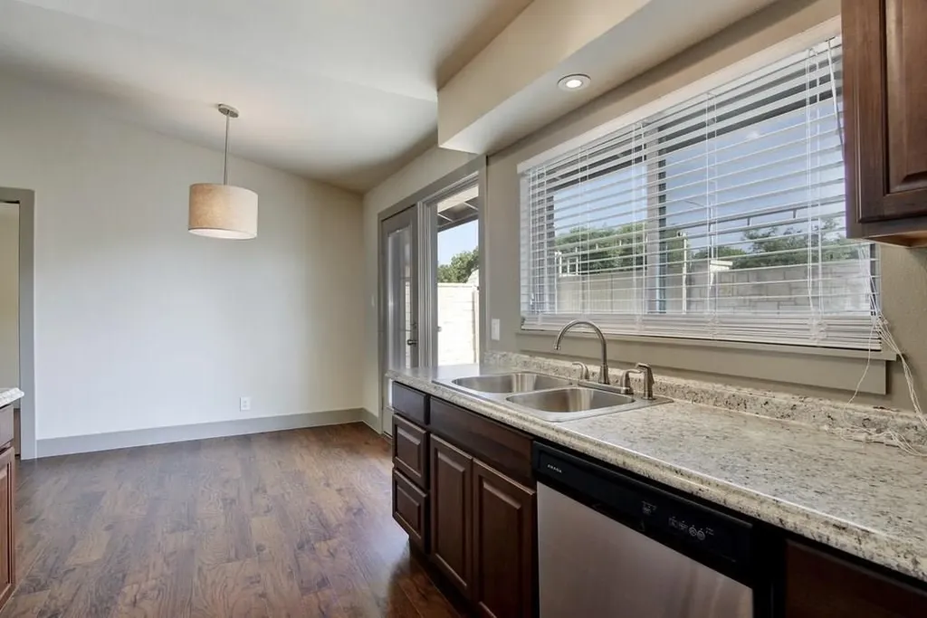 9415 Quail Meadow Drive Austin TX 78758