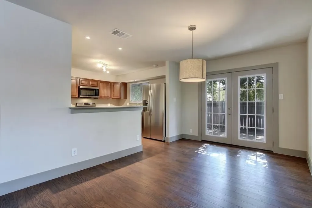9415 Quail Meadow Drive Austin TX 78758