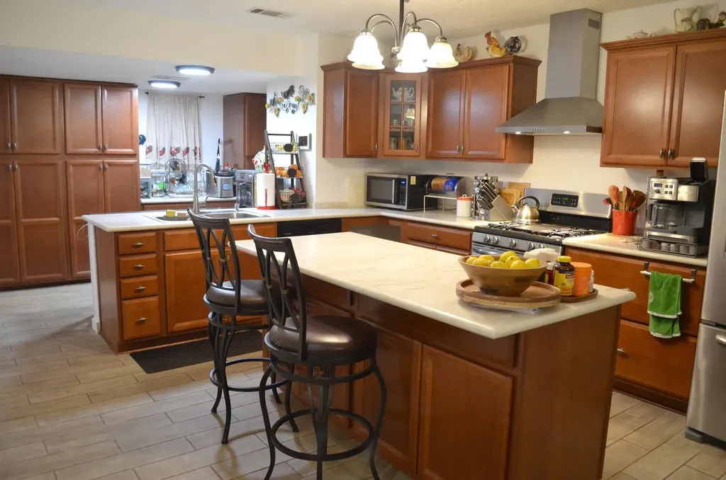 907 Pepperell Court Austin TX 78753