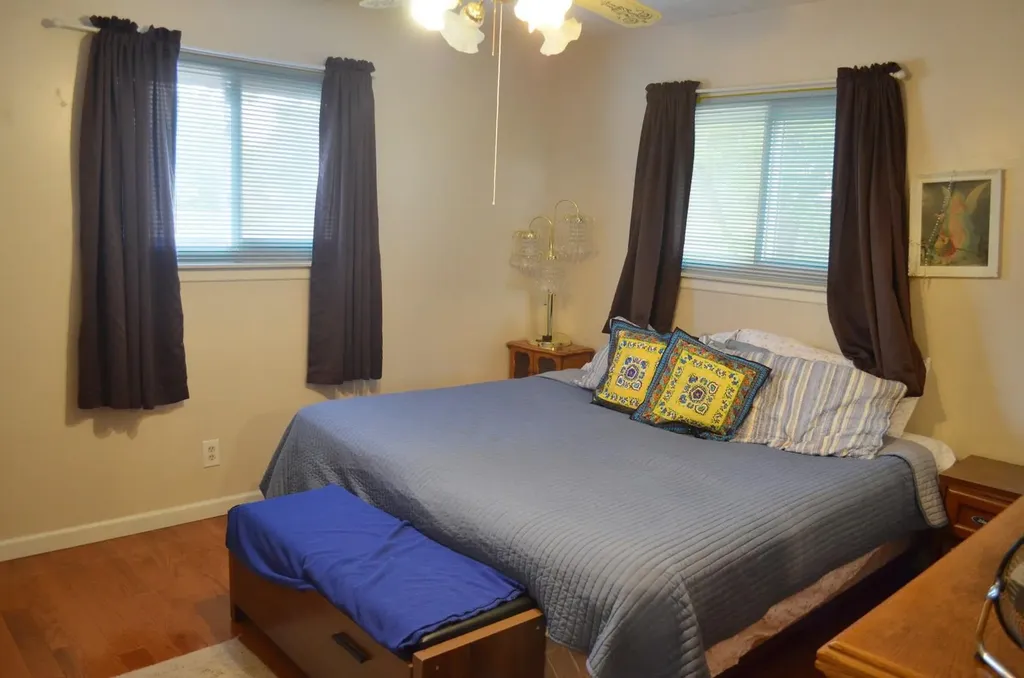 907 Pepperell Court Austin TX 78753