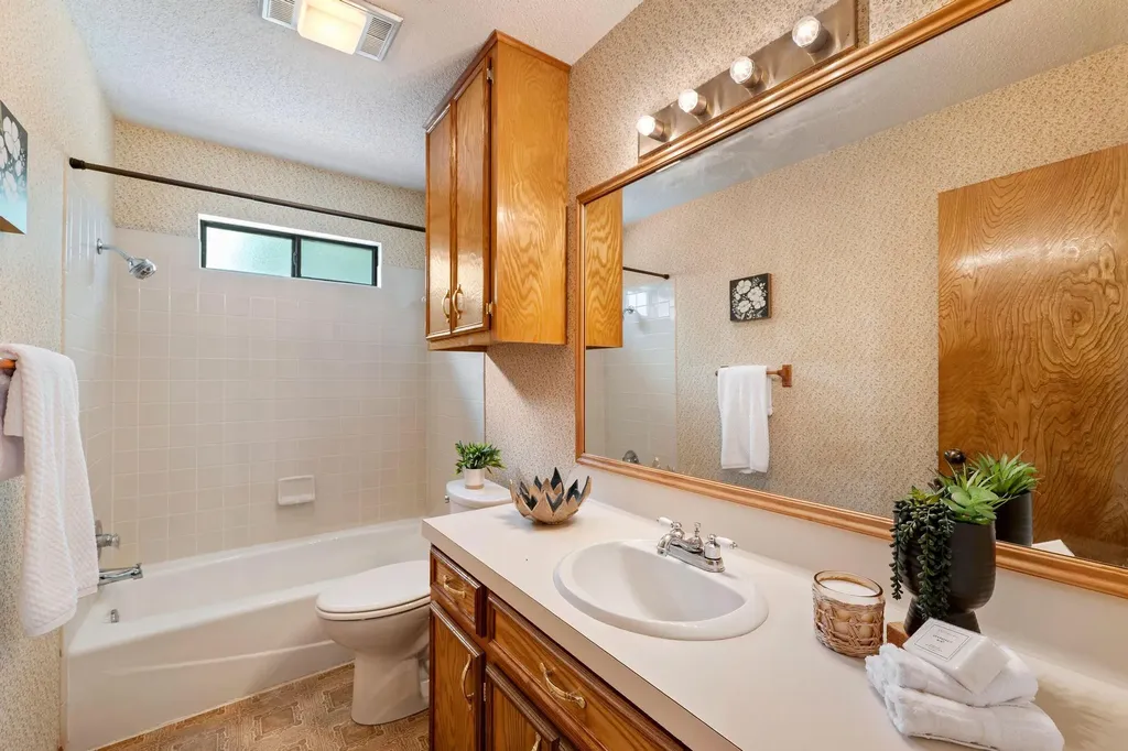 300 Pecan Lane Round Rock TX 78664