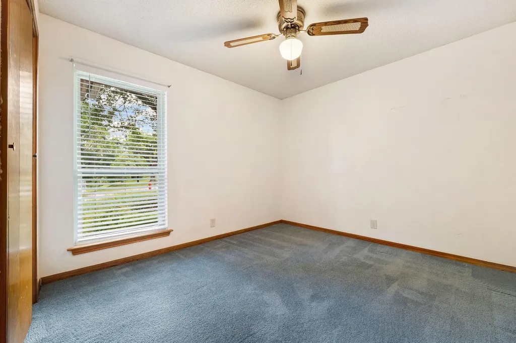 300 Pecan Lane Round Rock TX 78664