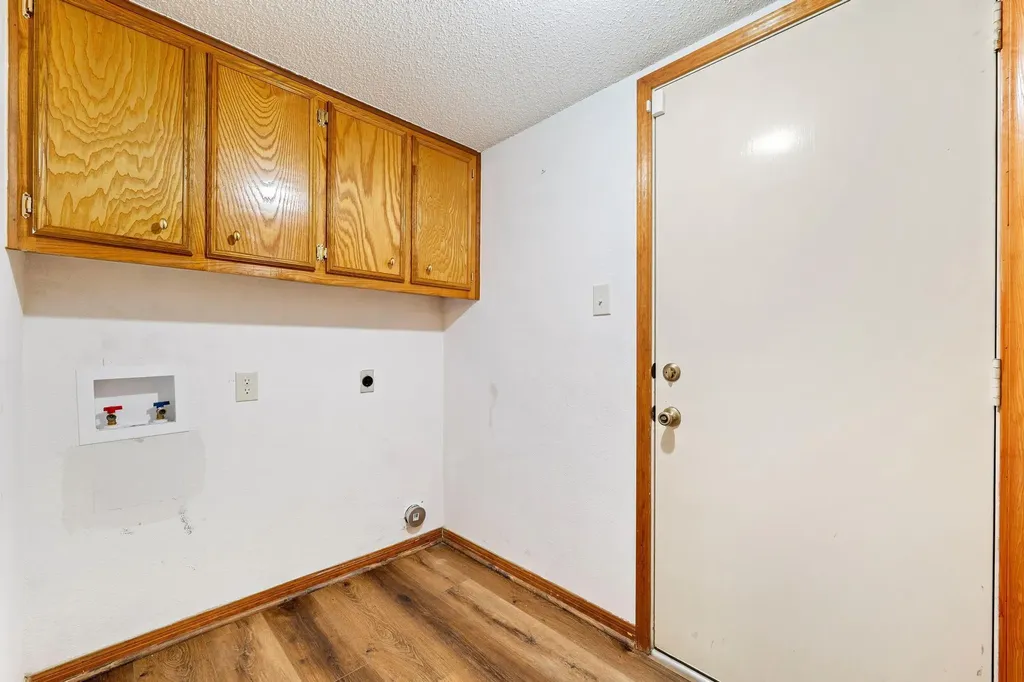 300 Pecan Lane Round Rock TX 78664