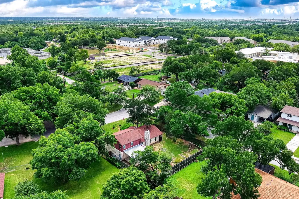 300 Pecan Lane Round Rock TX 78664