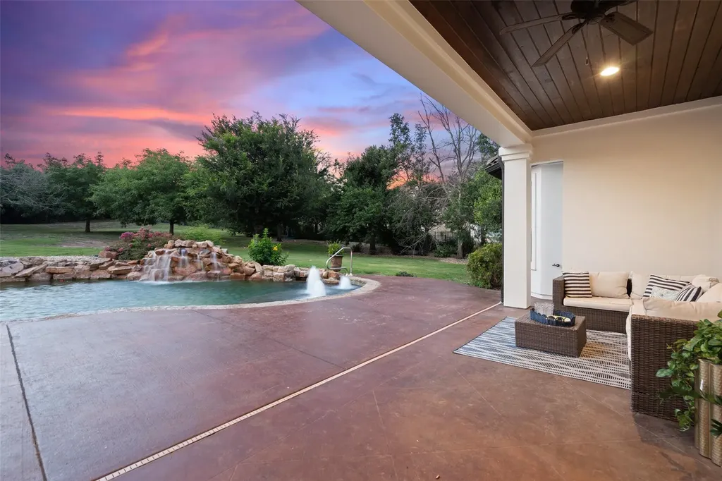 15713 Spillman Ranch Loop Austin TX 78738