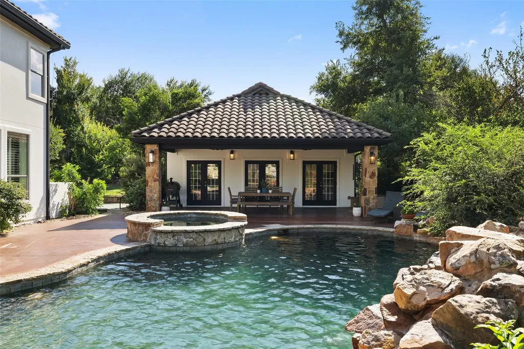 15713 Spillman Ranch Loop Austin TX 78738