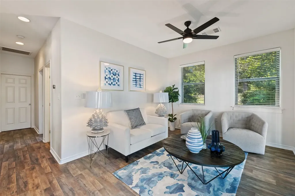 15713 Spillman Ranch Loop Austin TX 78738