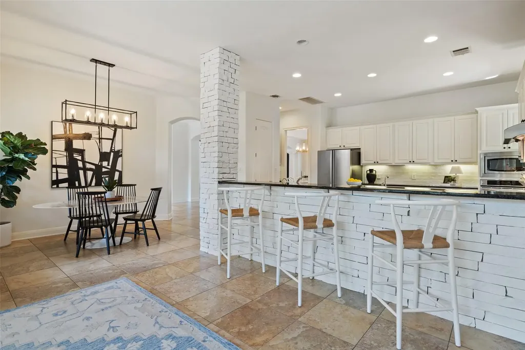 15713 Spillman Ranch Loop Austin TX 78738