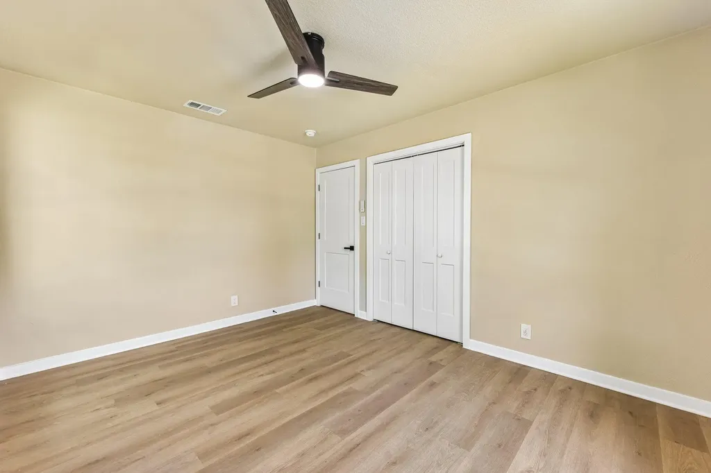 7523 Glenhill Road Austin TX 78752