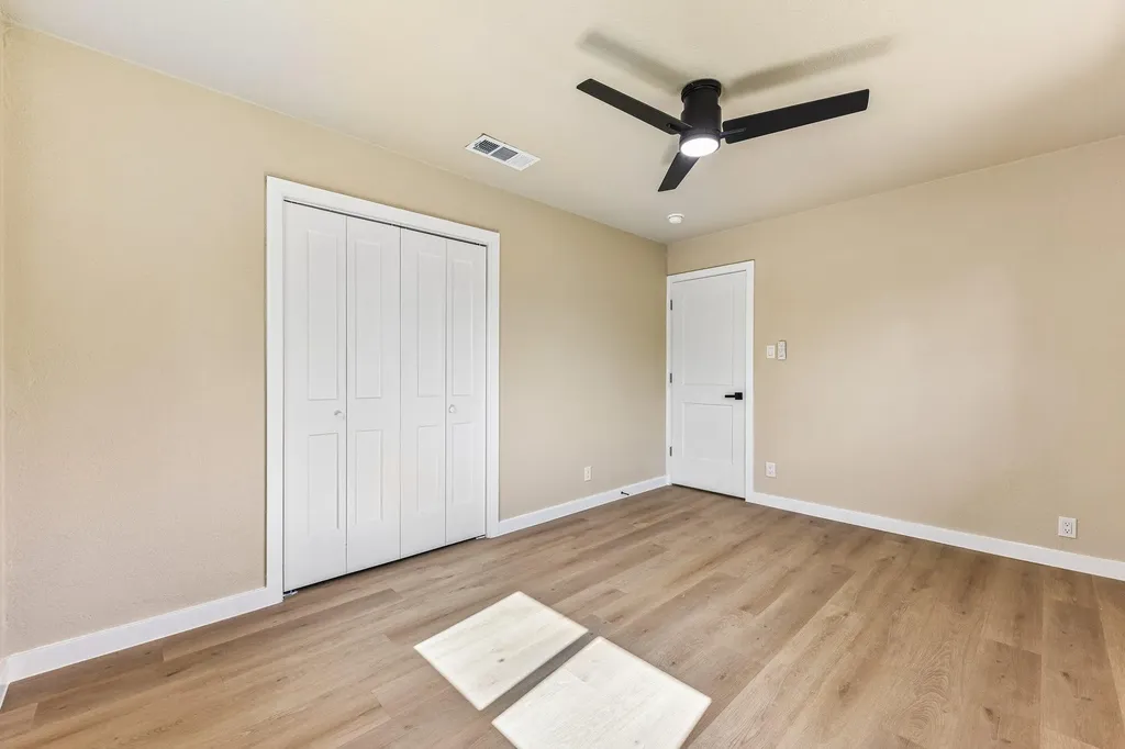 7523 Glenhill Road Austin TX 78752