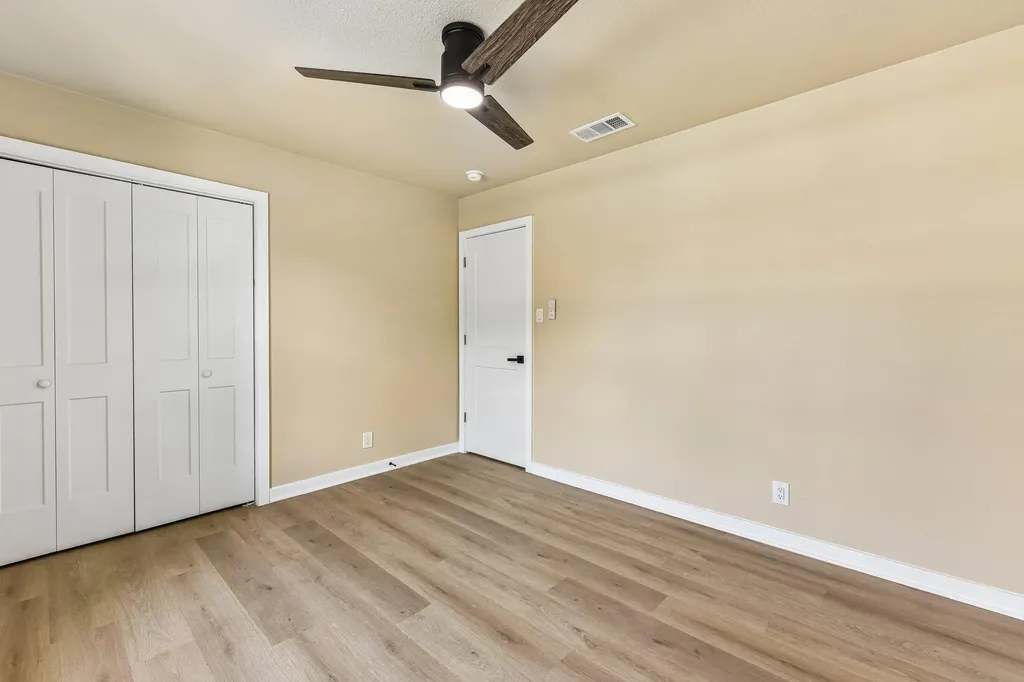 7523 Glenhill Road Austin TX 78752