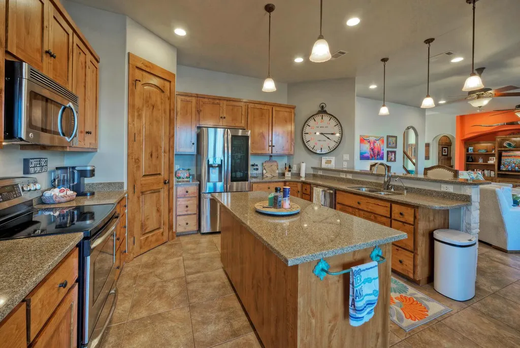 4834 Travis Oaks Drive Marble Falls TX 78654