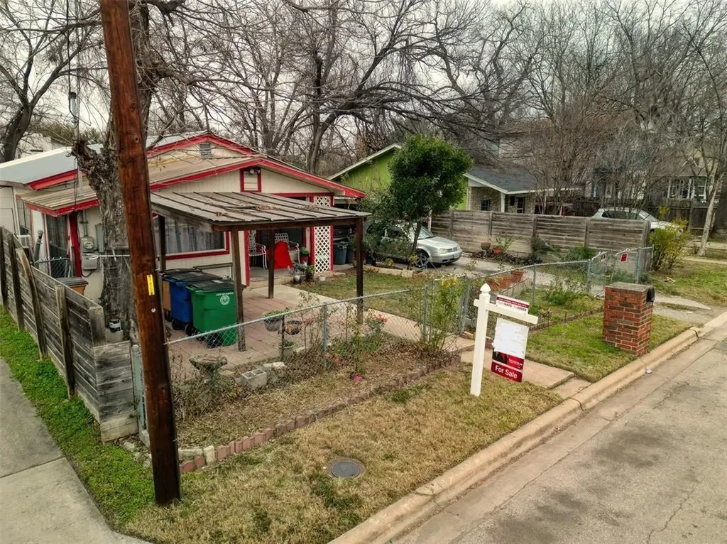 2900 Castro Street Austin TX 78702