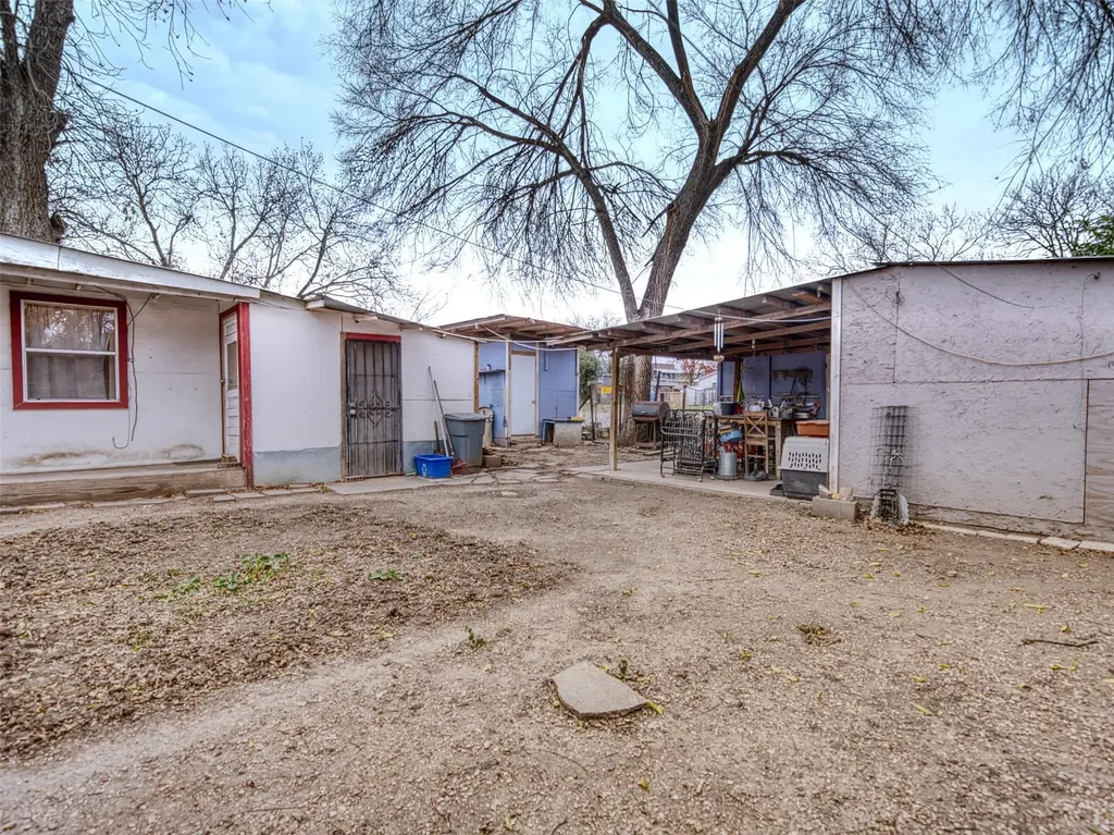 2900 Castro Street Austin TX 78702