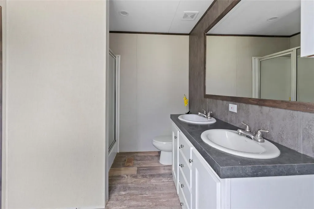 109 Hibiscus Cove Elgin TX 78621