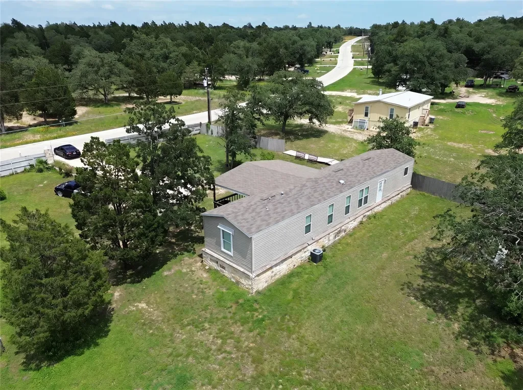 109 Hibiscus Cove Elgin TX 78621