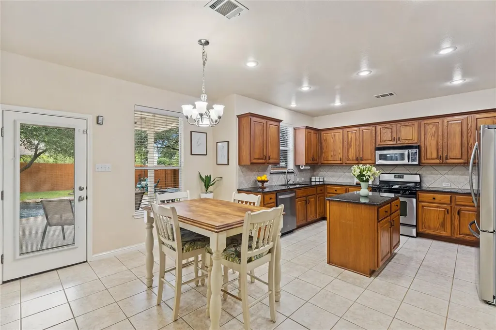 3720 Fossilwood Way Round Rock TX 78681