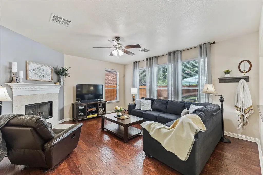 3720 Fossilwood Way Round Rock TX 78681