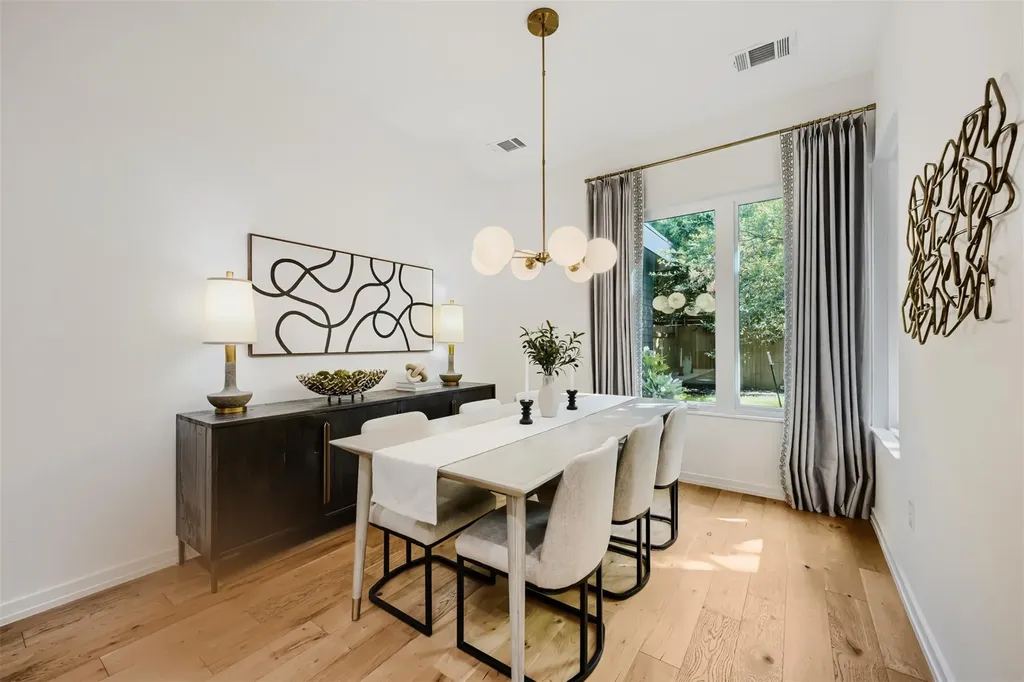 1304 Richcreek Road Austin TX 78757