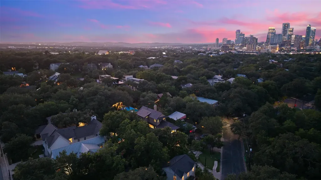 1704 East Side Drive Austin TX 78704