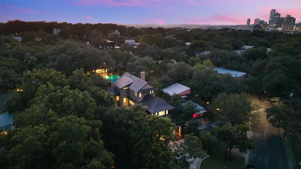1704 East Side Drive Austin TX 78704