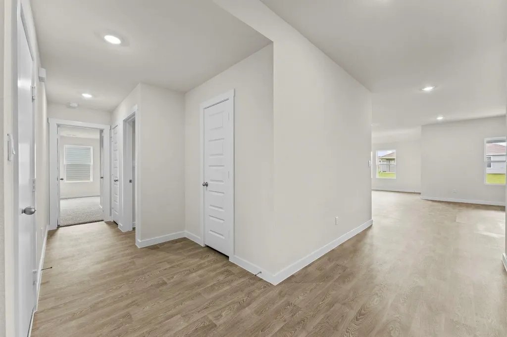 426 Kolbo Crossing Cove Lockhart TX 78644
