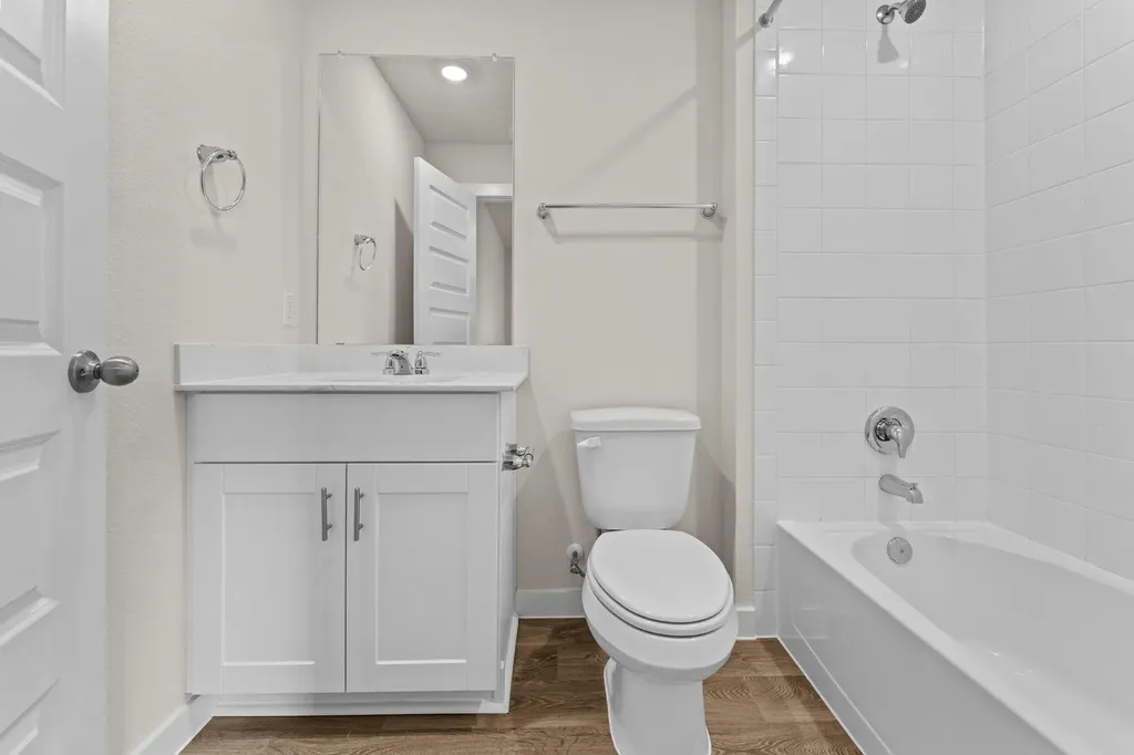 426 Kolbo Crossing Cove Lockhart TX 78644
