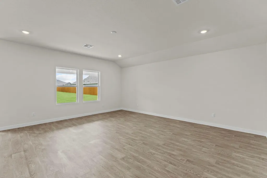 426 Kolbo Crossing Cove Lockhart TX 78644