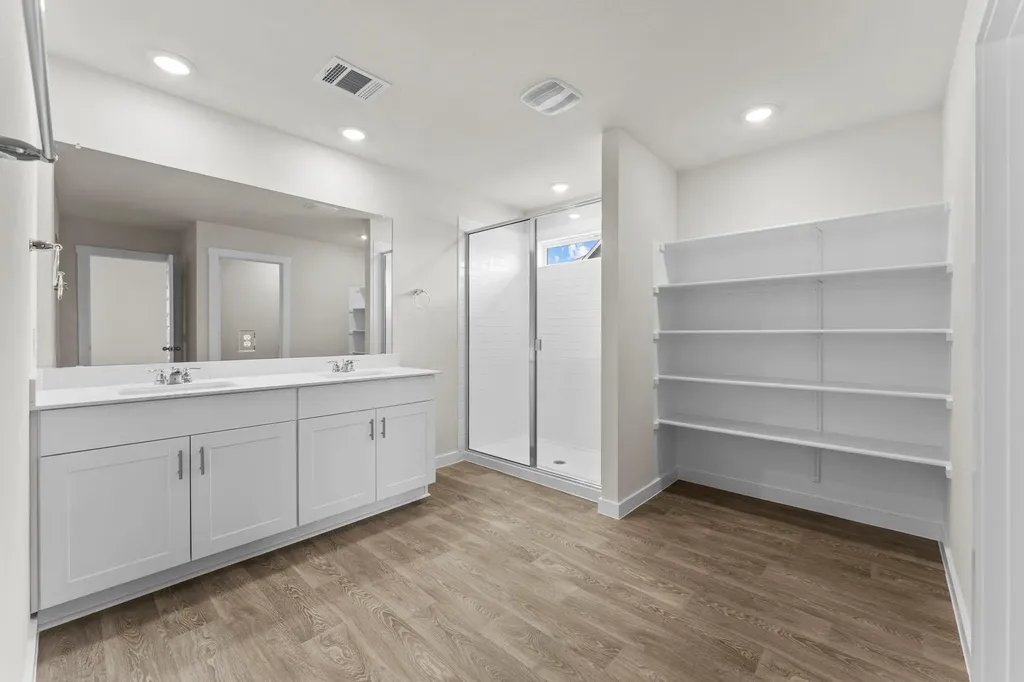 426 Kolbo Crossing Cove Lockhart TX 78644