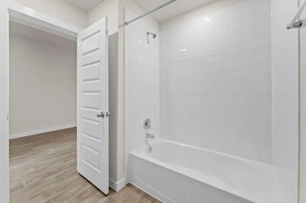 426 Kolbo Crossing Cove Lockhart TX 78644
