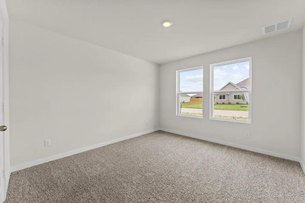 426 Kolbo Crossing Cove Lockhart TX 78644