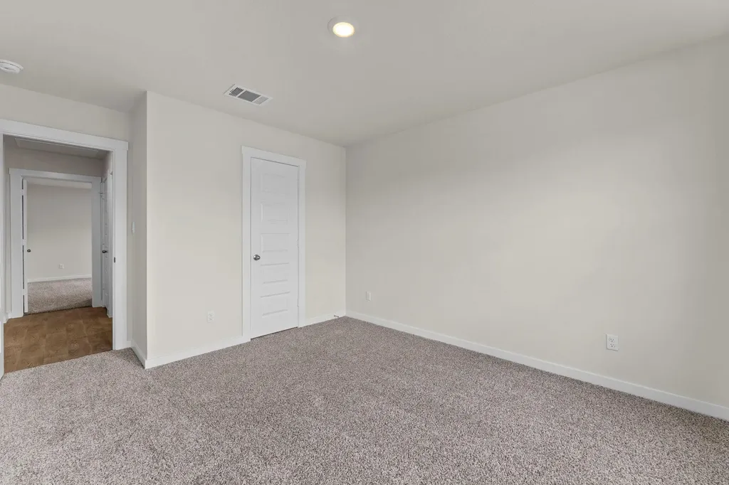 426 Kolbo Crossing Cove Lockhart TX 78644