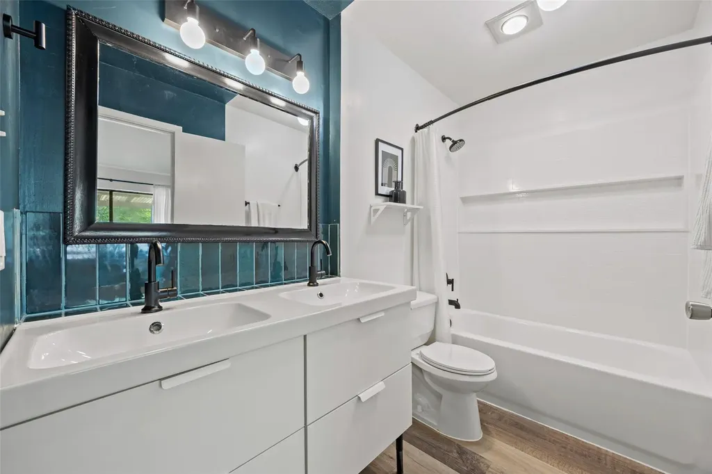 5506 S Pleasant Valley Road Austin TX 78744