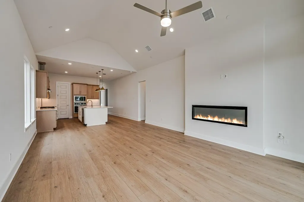 17304 Hattie Trace Austin TX 78738