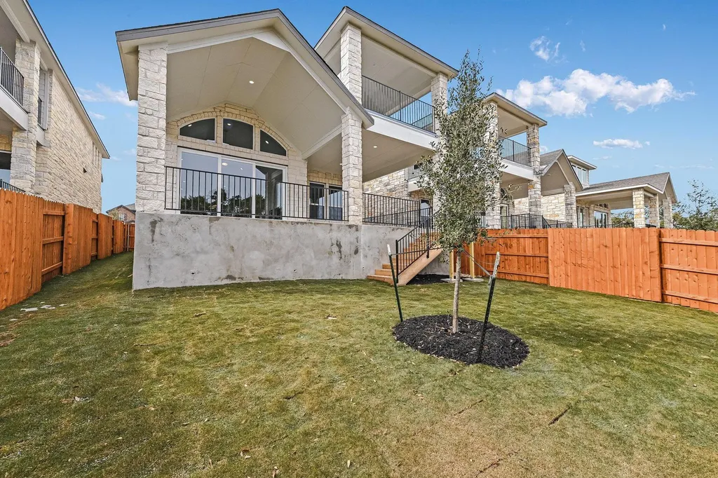17304 Hattie Trace Austin TX 78738