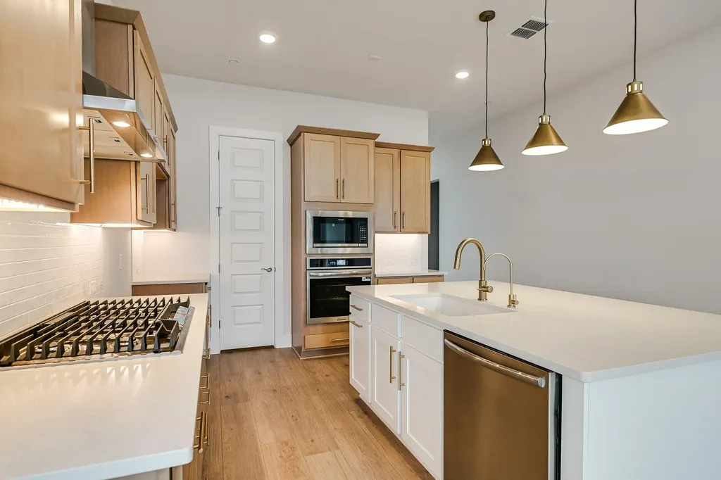 17304 Hattie Trace Austin TX 78738