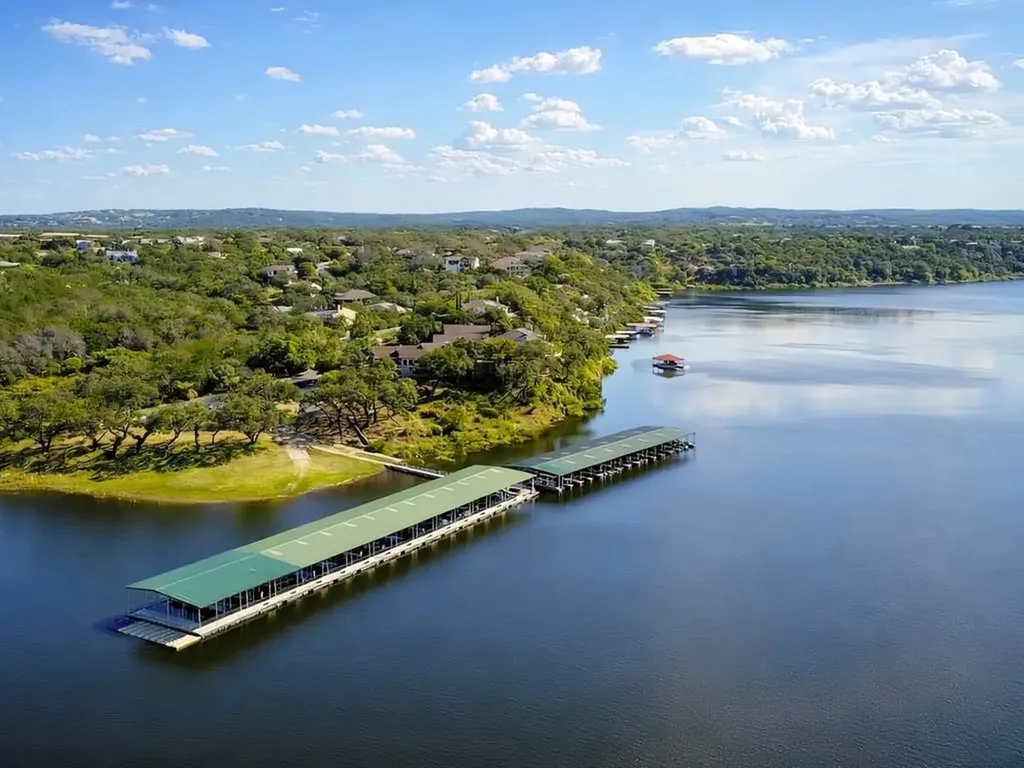 339 Quail Run Court Spicewood TX 78669