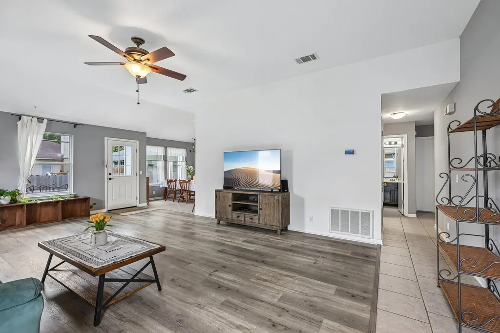 14611 Highsmith Street Austin TX 78725