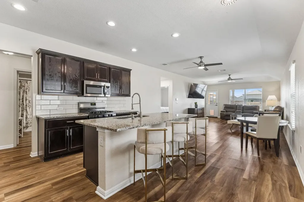 1445 Fairhaven Gateway Georgetown TX 78626