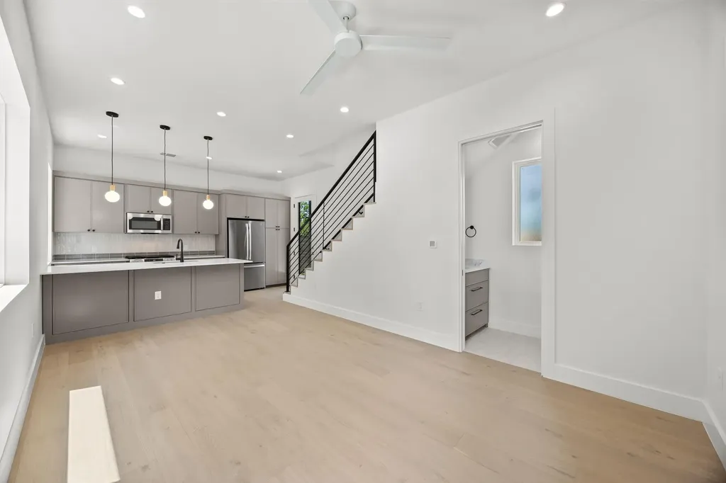 6502 Porter Street Austin TX 78741