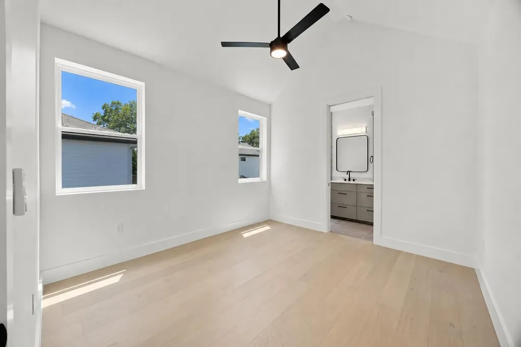 6502 Porter Street Austin TX 78741