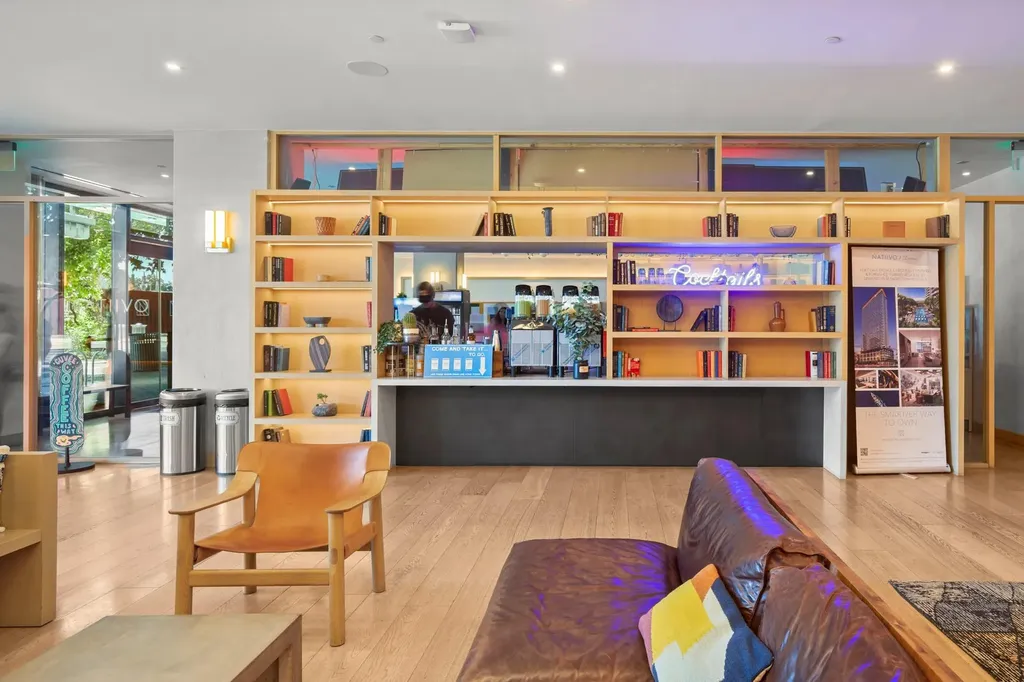 48 East Avenue Austin TX 78701