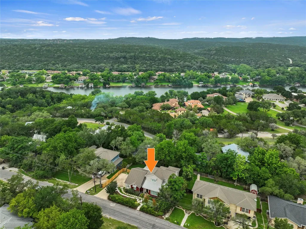 2402 Bahama Road Austin TX 78733