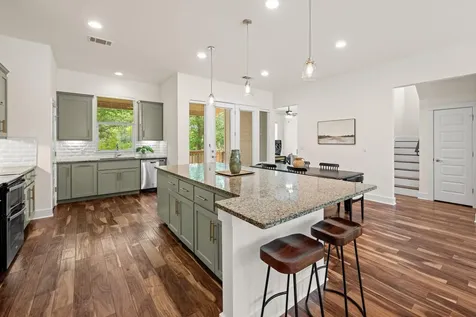 2402 Bahama Road Austin TX 78733