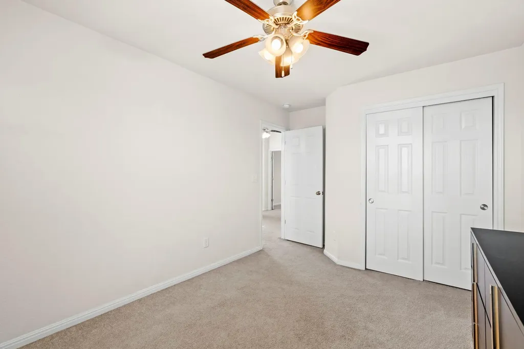 105 Lewisville Lane Leander TX 78641