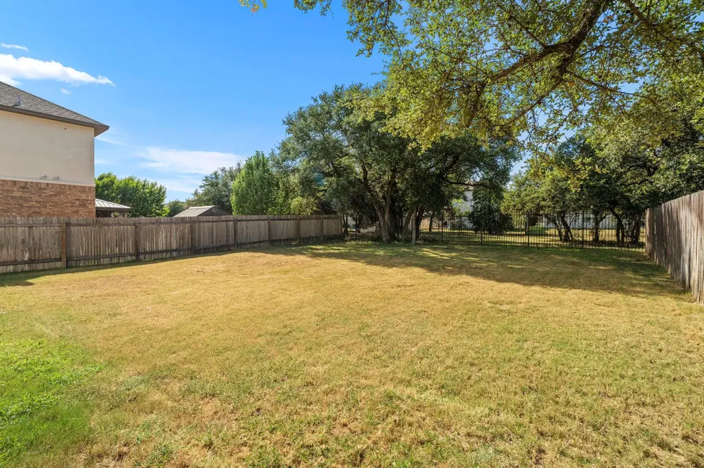 105 Lewisville Lane Leander TX 78641